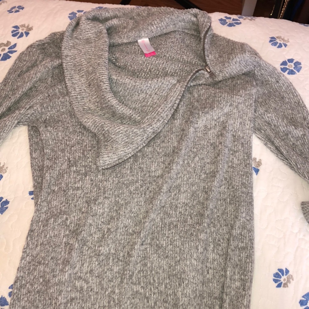 Ribbed jersey style dress shirt